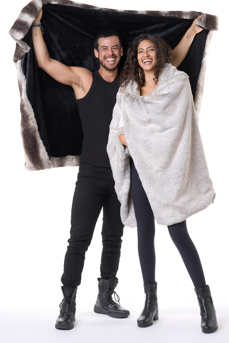 The Chinchilli Lux Faux Fur Blanket