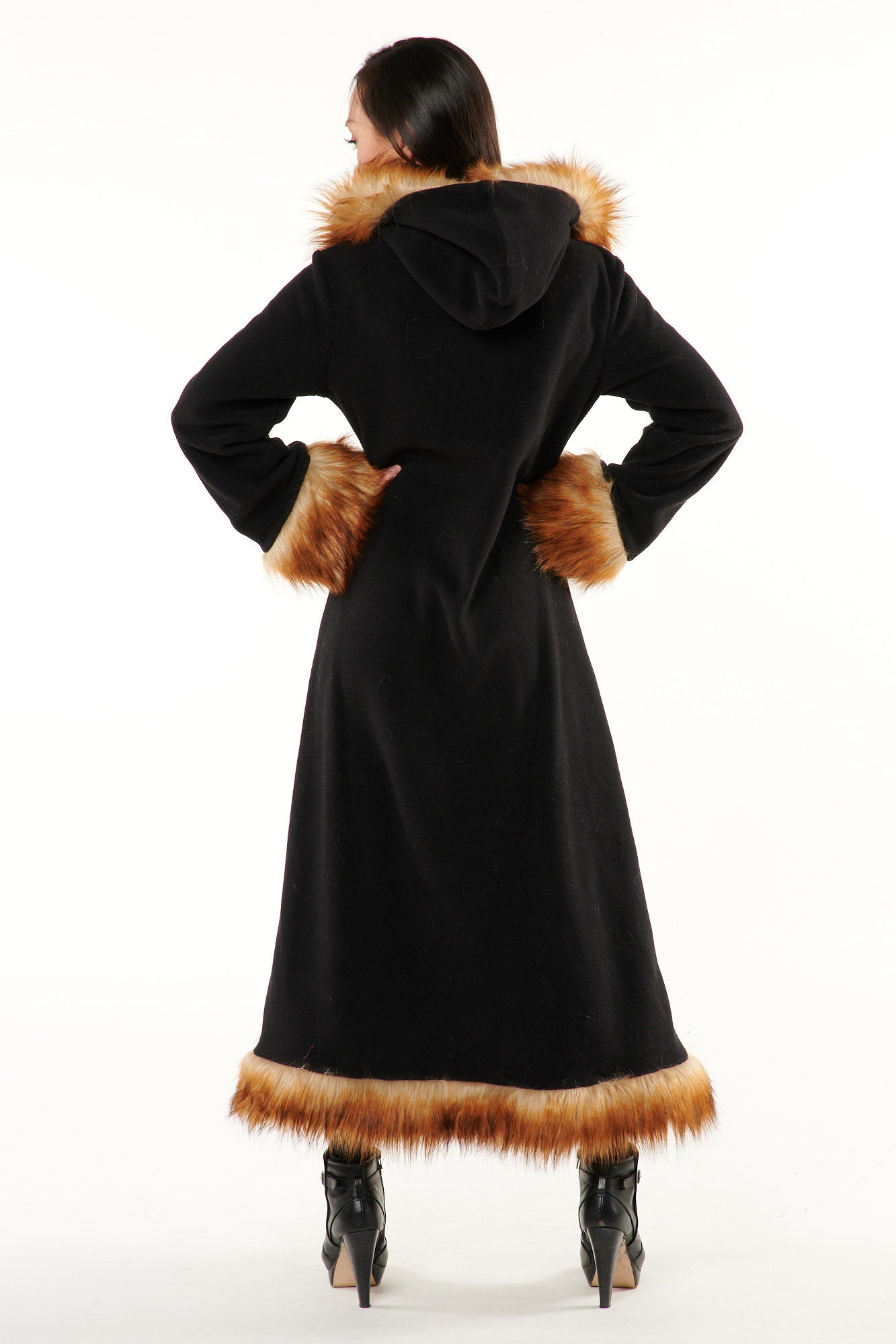 Classic Tamo Coat: Black Coat + Brown Fox Faux Fur Trim – Tamo Design